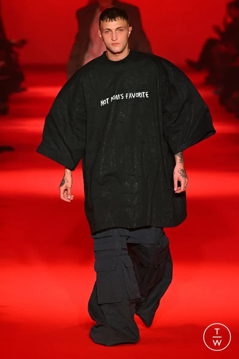 Crédits : Vetements