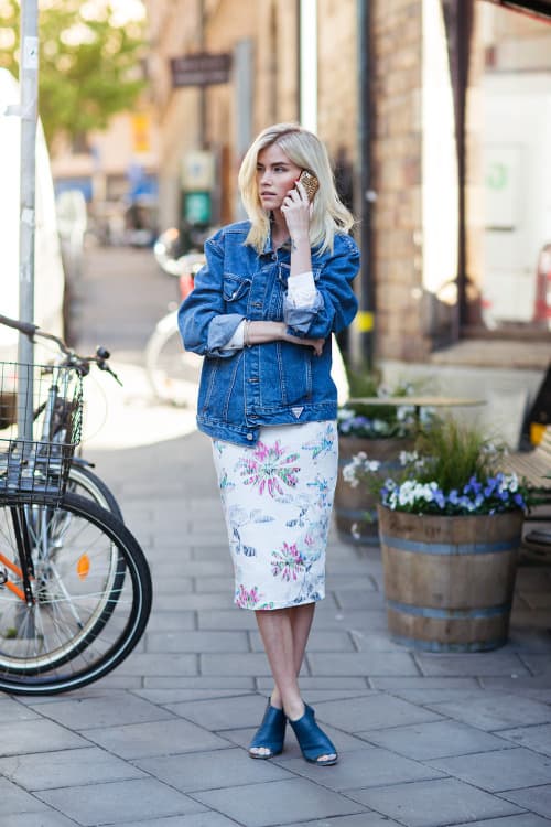 denim jacket streetstyle