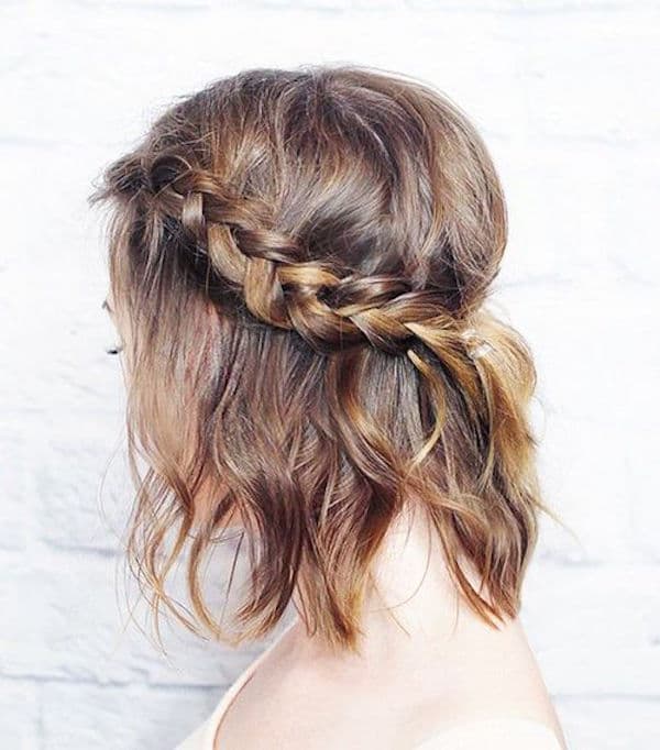 4 Tutos coiffures tressées pour les cheveux courts