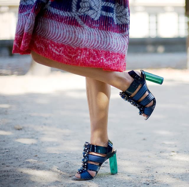 high heels street style 